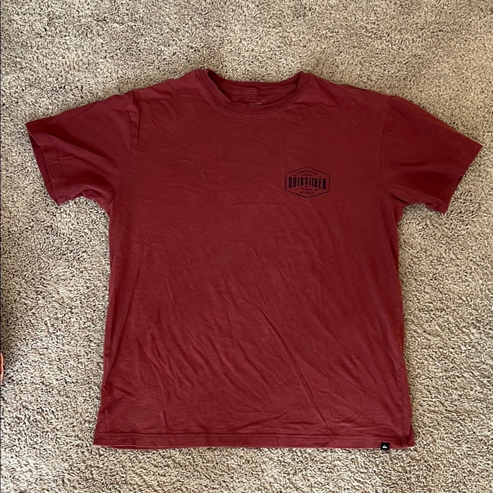 Quiksilver Men's Red T-Shirt